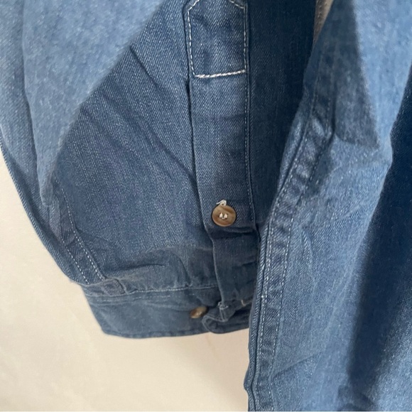 Vintage 90s men’s Marlboro Denim Button Up Shirt heavy dead stock size medium - Picture 4 of 7